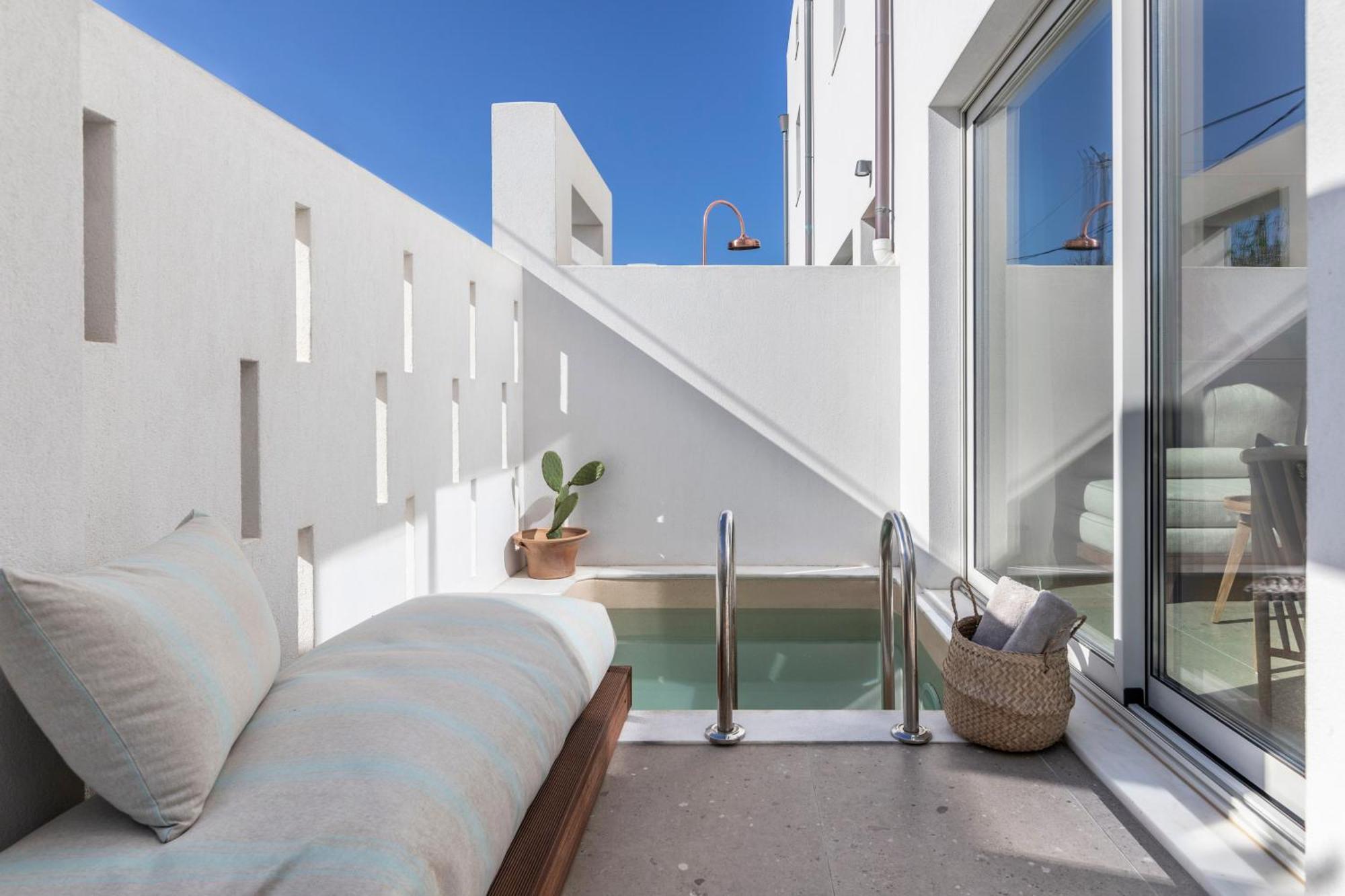 Alero Seaside Skyros Resort Exterior photo